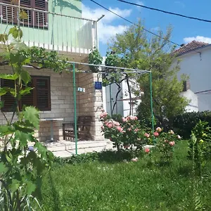 Mamich Apartament Kaštela